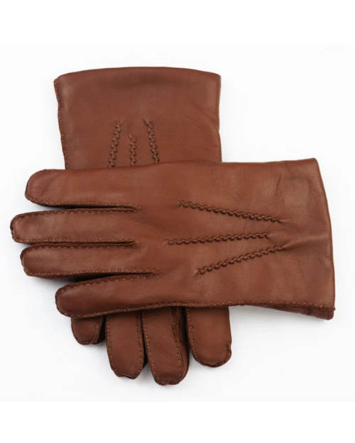Luxury gloves for warm undertone