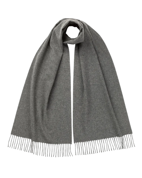 Luxury scarf for cool undertone